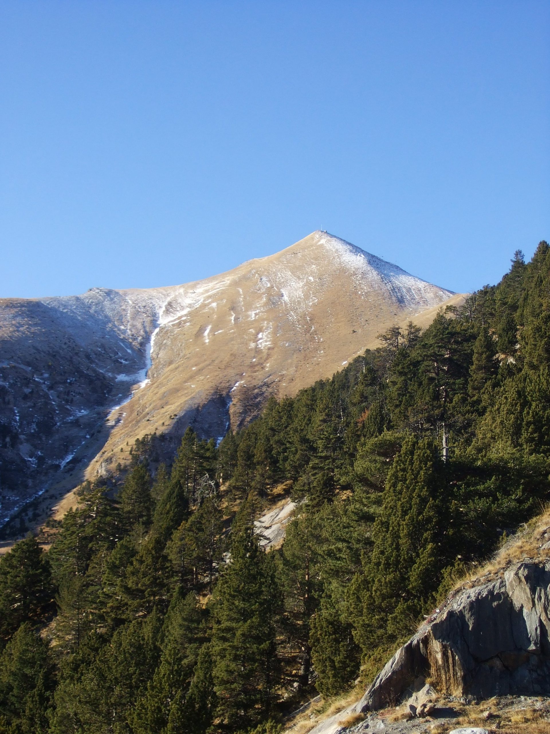 arinsal a l'alt de la capa