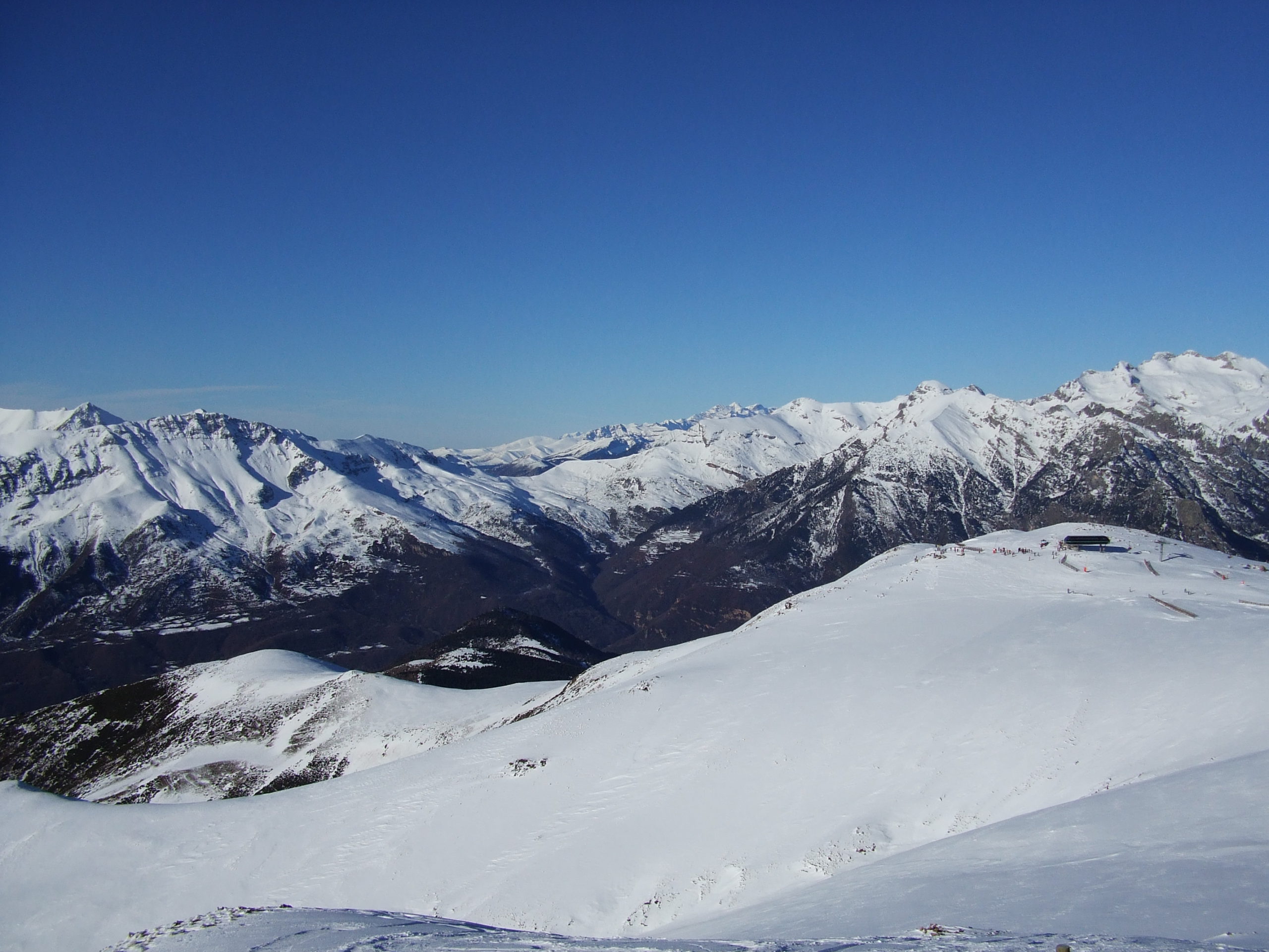 cerler, chía posets i mont perdut al fons