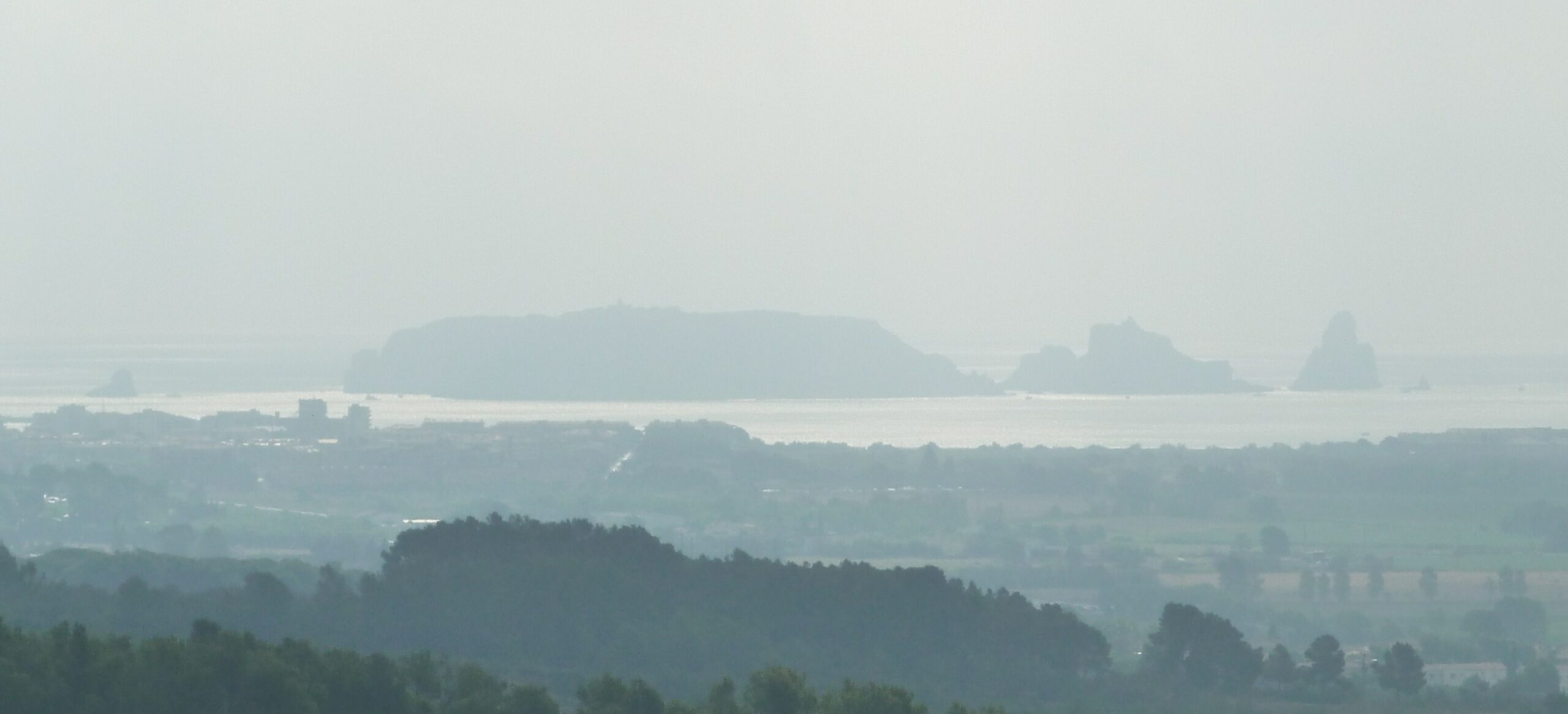 massís del montgrí, pel coll d'en garrigar