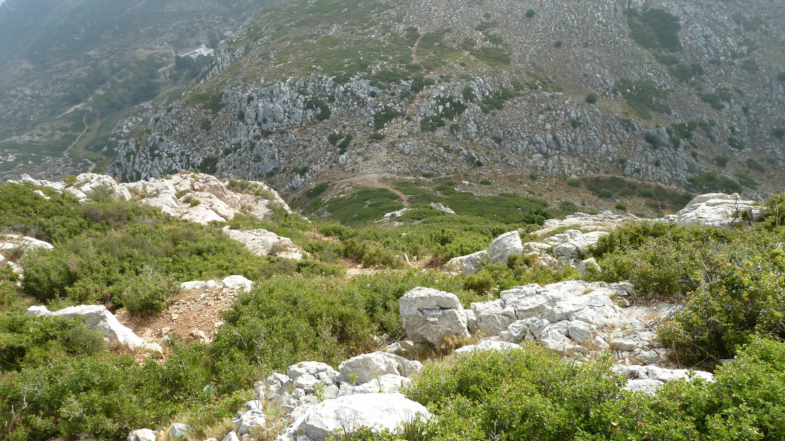 massís del montgrí, pel coll d'en garrigar