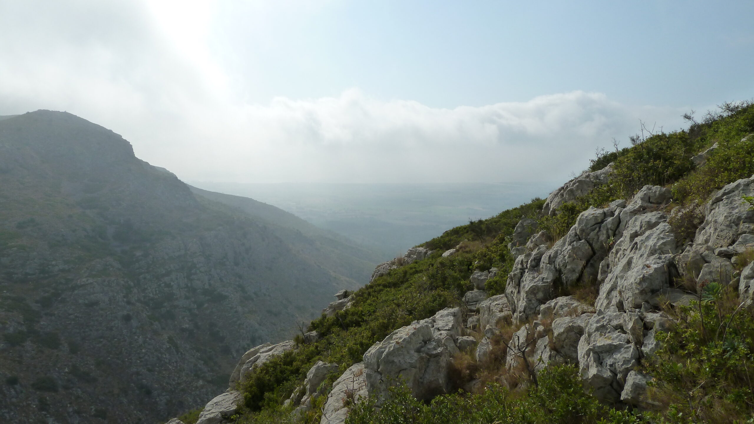 massís del montgrí, pel coll d'en garrigar