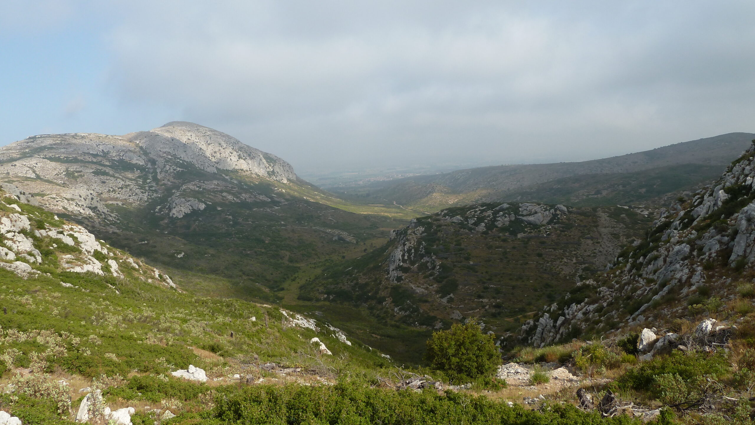 massís del montgrí, pel coll d'en garrigar