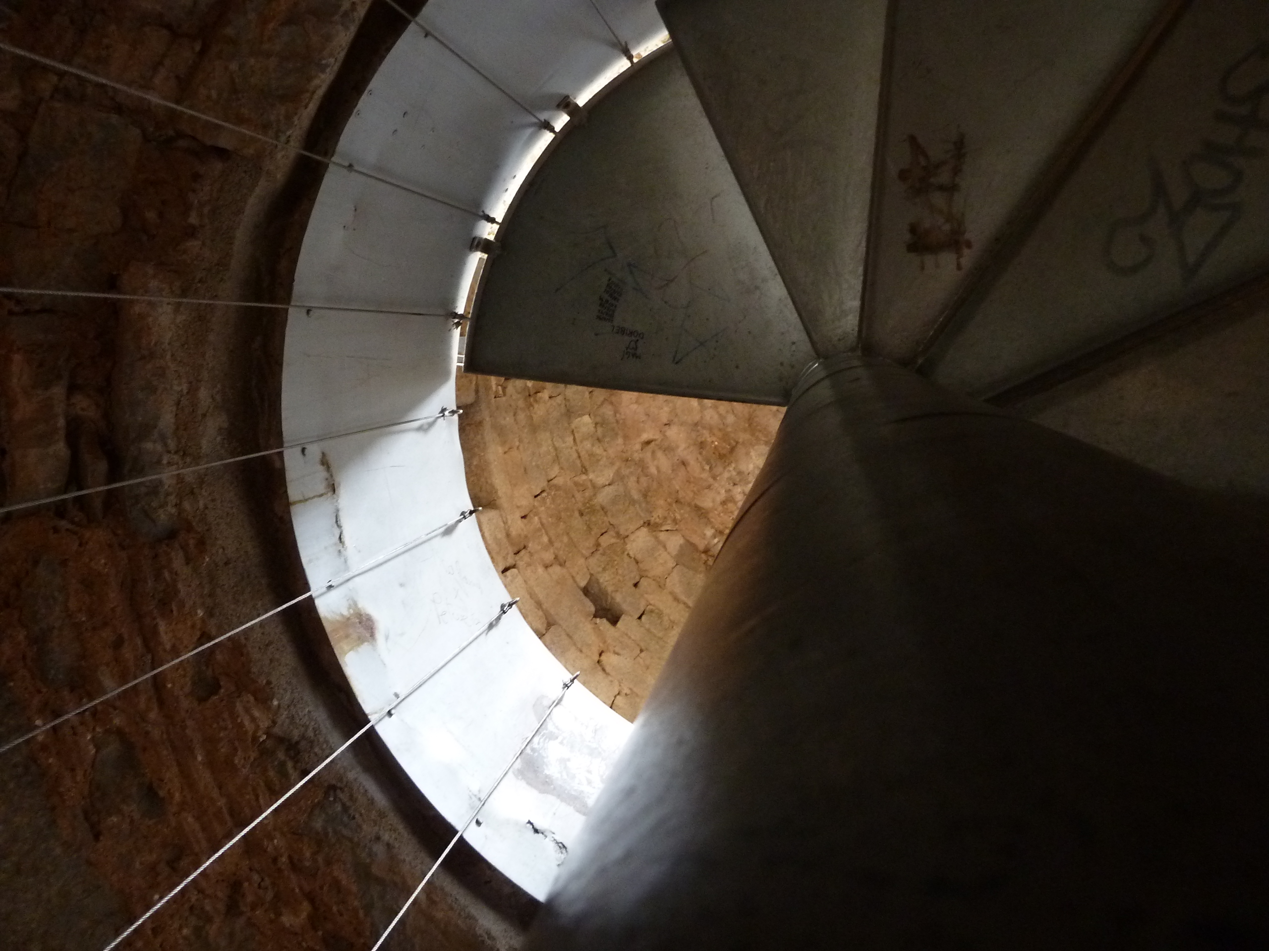 massís del montgrí, castell