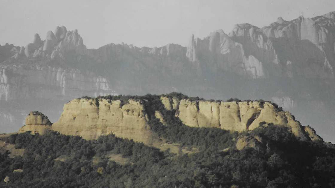 La Mola al Castellsapera