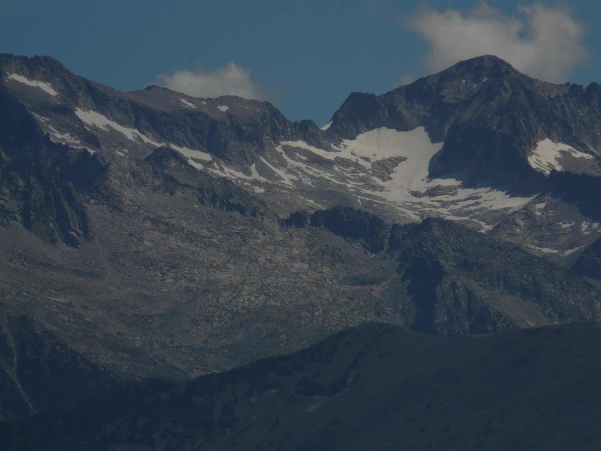 Chía a Maladeta, collado Maldito,y Maldito