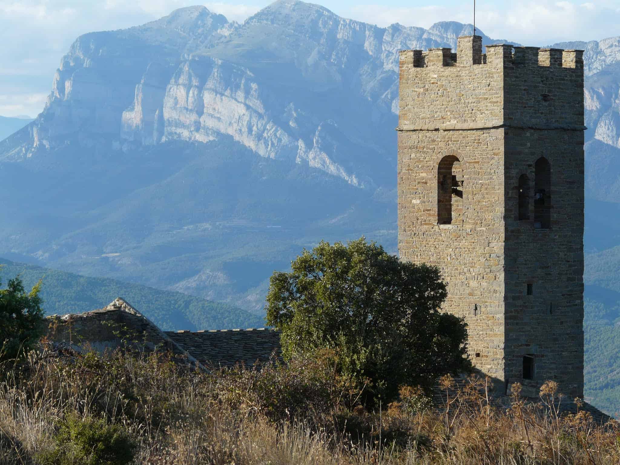 La Fueba, Muro de Roda