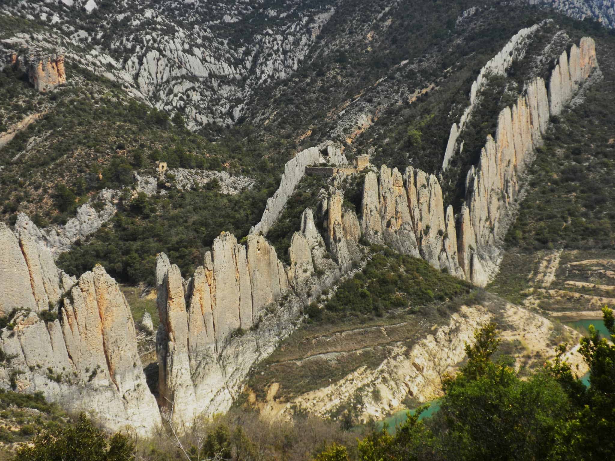 Muralla de Finestres
