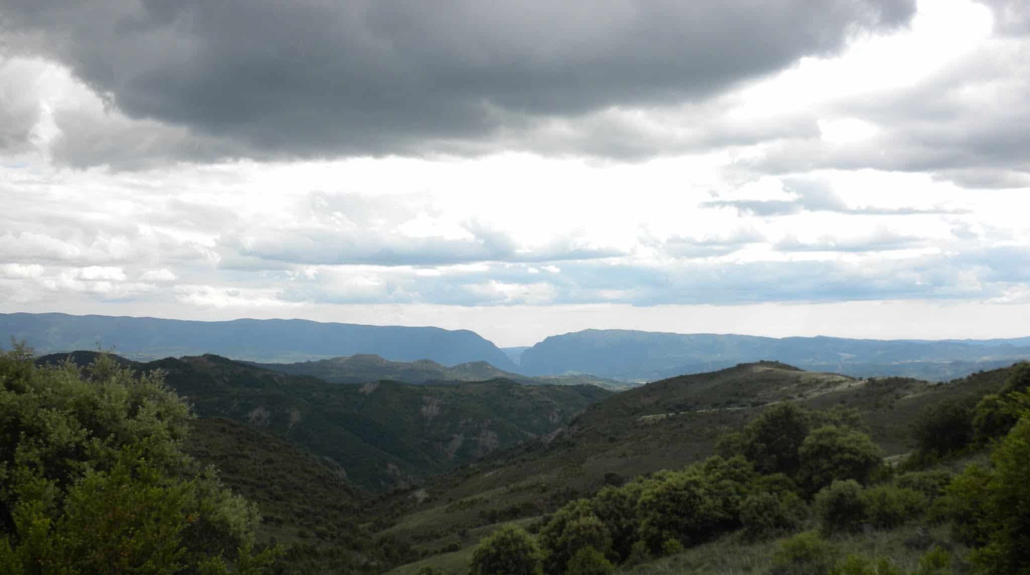 Camí de Pont d'Orrit a Coll de Gurb, a Congost del Montrebei